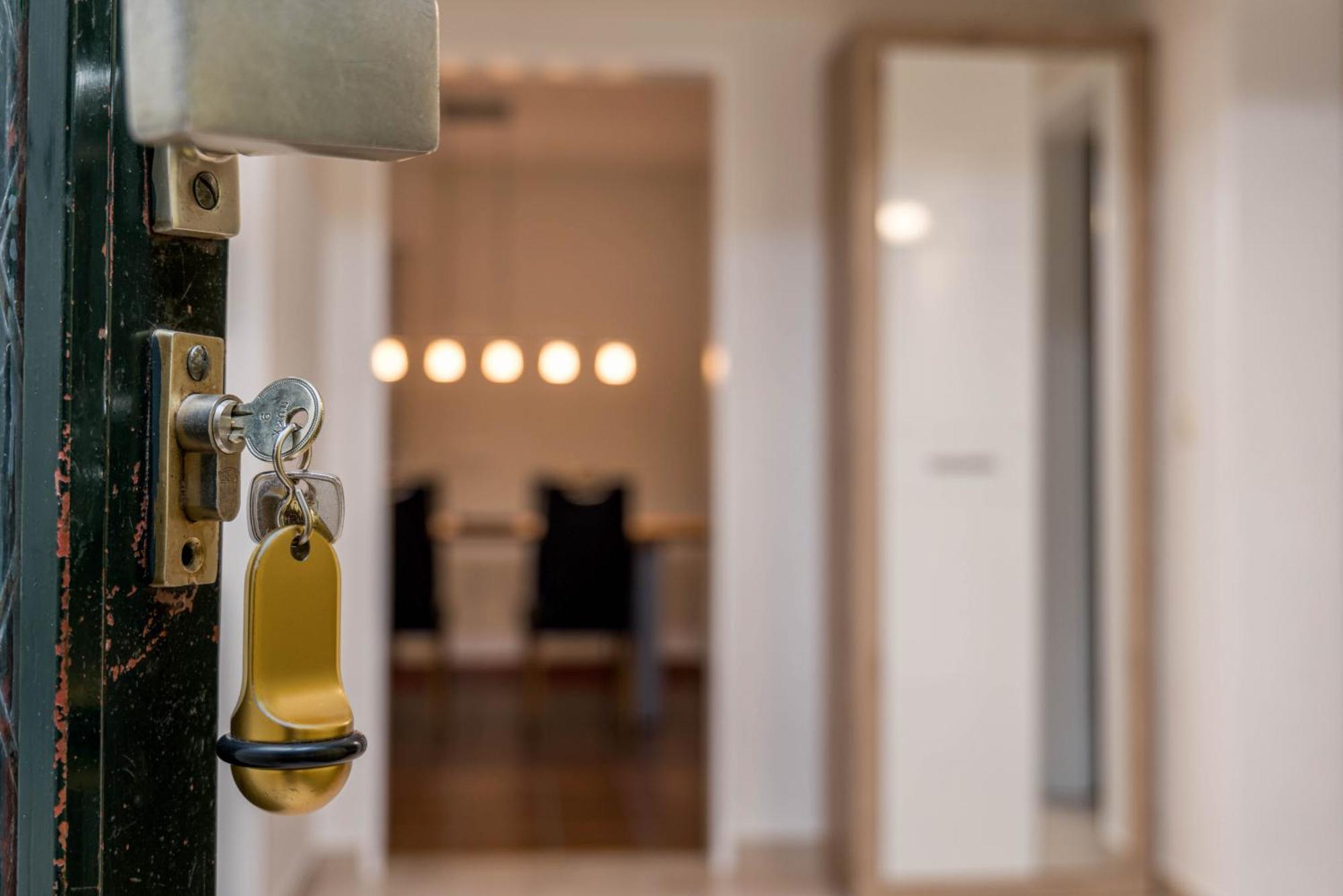 Riesling Appartement For 2 - 4 People - Billiards - Balcony With Mosel View - Parking - Wine Barrel Bar - Fully Equipped Kitchen - Netflix - Waiputv - 3 Km From Cochem Klotten Exterior foto